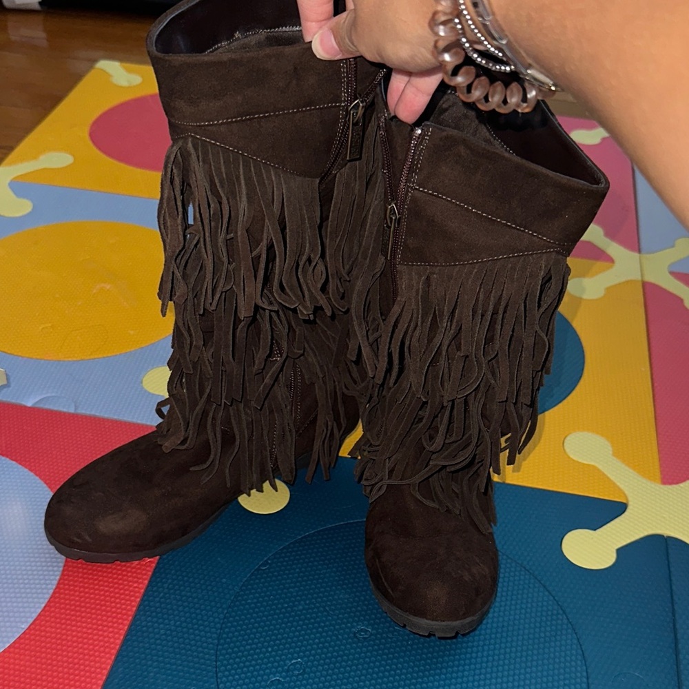 Reaction Kenneth Cole Dark Brown Fringe Heeled Boots